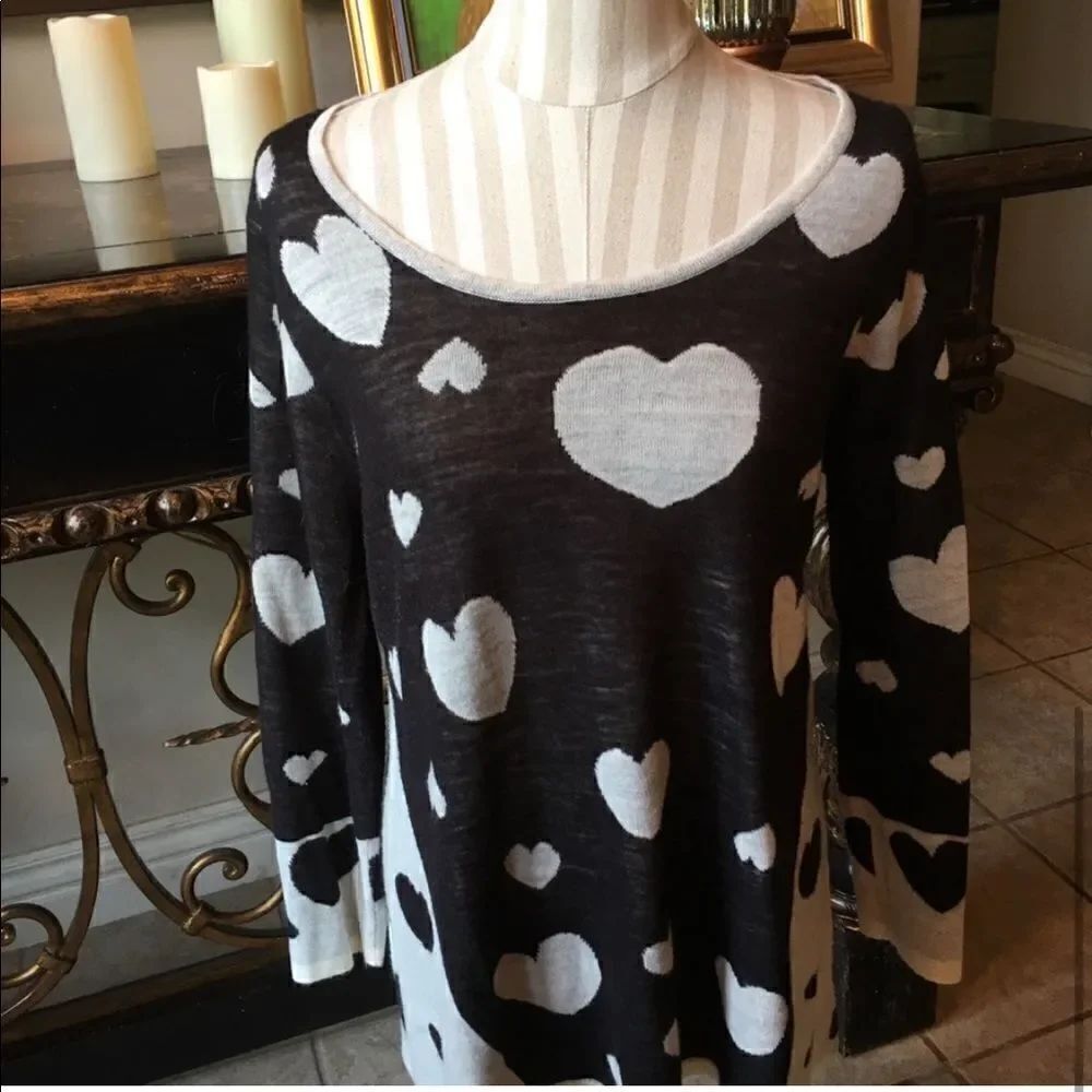 Heart Light Sweater!  - Picture 7 of 12